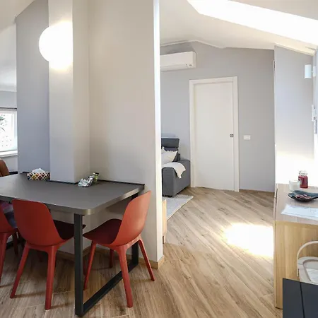 Appartement Riverview - New In Lecco